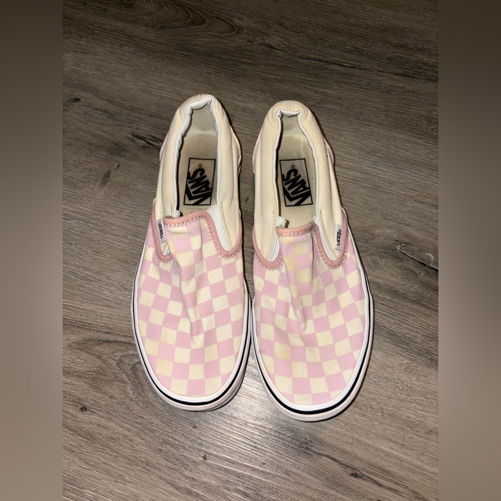Vans — Pink Checkered Sneakers
